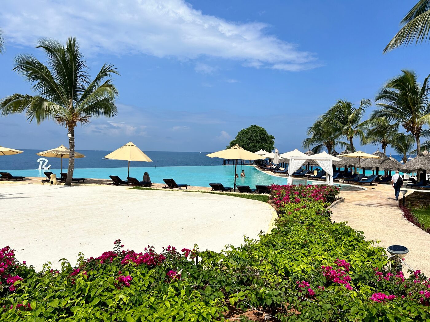9-Day Best of Tanzania Safari & Zanzibar